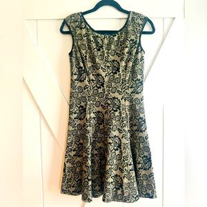 Maggy London tan and black super feminine dress, size 4.